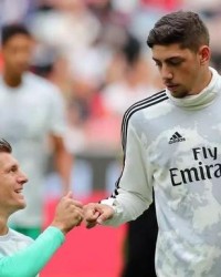  罗马中场核心感染新冠，缺席生死战  