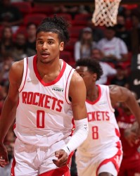  曼城旧将弑旧主，斯特林助攻戴帽击溃老东家  