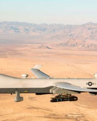  罗斯托克边路传中精准制导，高空轰炸敲定三分入账