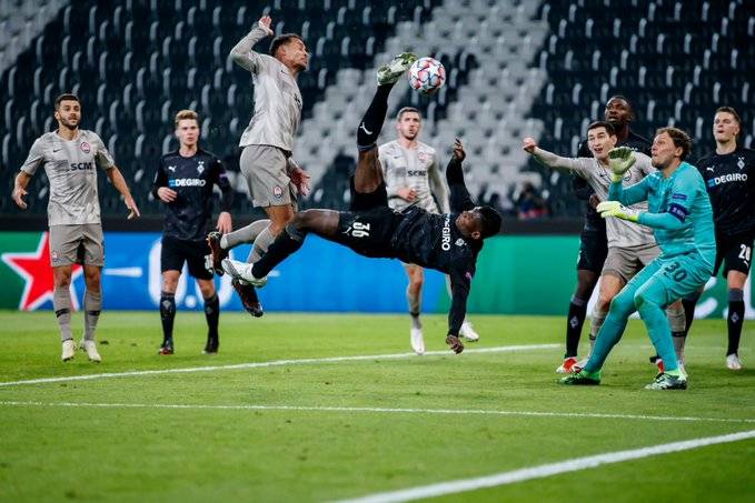  蒙彼利埃边路传中精准，头球攻门连番得手