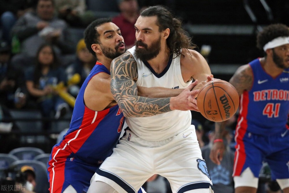  莫兰特复出砍下高分灰熊主场大胜马刺止住连败